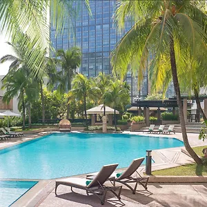 https://new-world-makati.angeleshotels.net