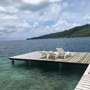 https://pension-hibiscus-tahaa.frenchpolynesia-hotels.com
